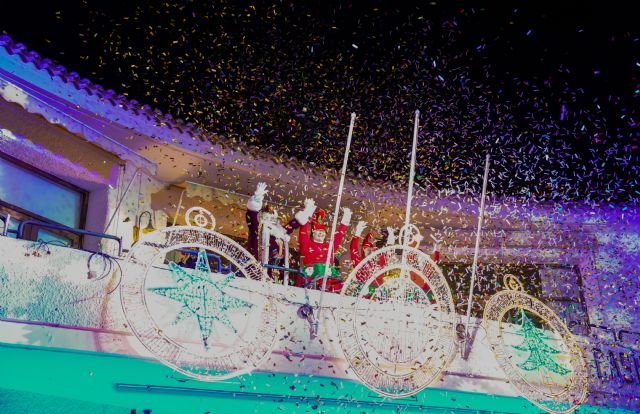 Papá Noel pasea la “Fantasía de Nadidad” por San Pedro del Pinatar - 5, Foto 5