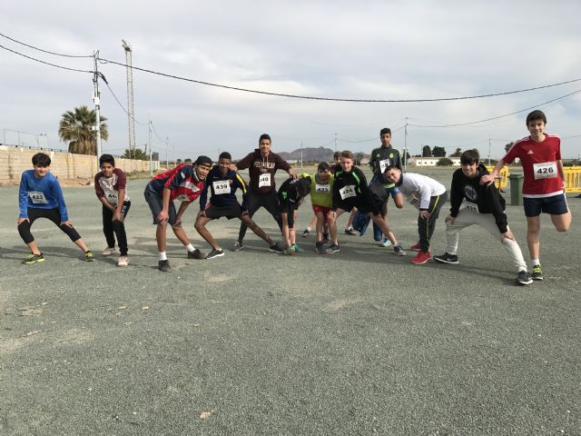 200 jóvenes participan en Campo a través - 3, Foto 3