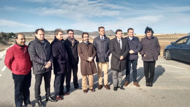 Ciudadanos celebra la licitación de los trabajos de mejora de la carretera que une Yecla con la localidad albaceteña de Fuente Álamo - 1, Foto 1