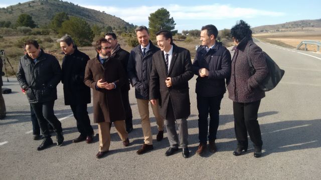Ciudadanos celebra la licitación de los trabajos de mejora de la carretera que une Yecla con la localidad albaceteña de Fuente Álamo - 3, Foto 3