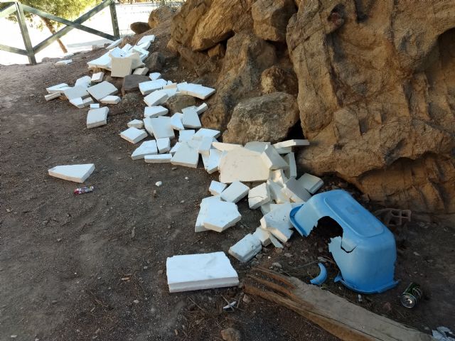 IU-Verdes propone medidas para luchar contra el vandalismo que sufre la ciudad - 4, Foto 4