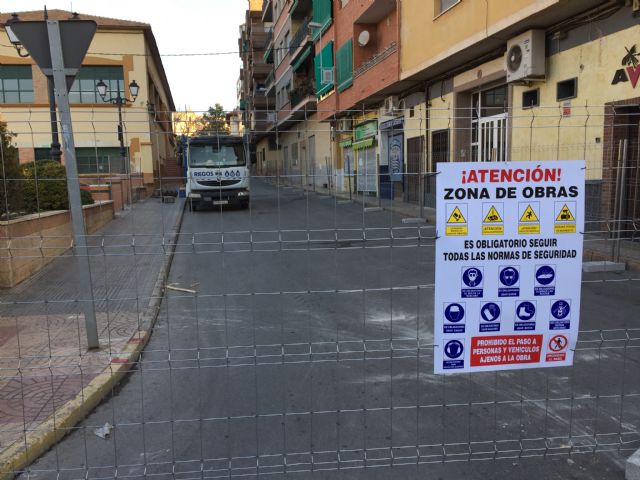 Comienzan las obras de renovación de servicios e infraestructuras de las calles Valencia y Goya - 1, Foto 1