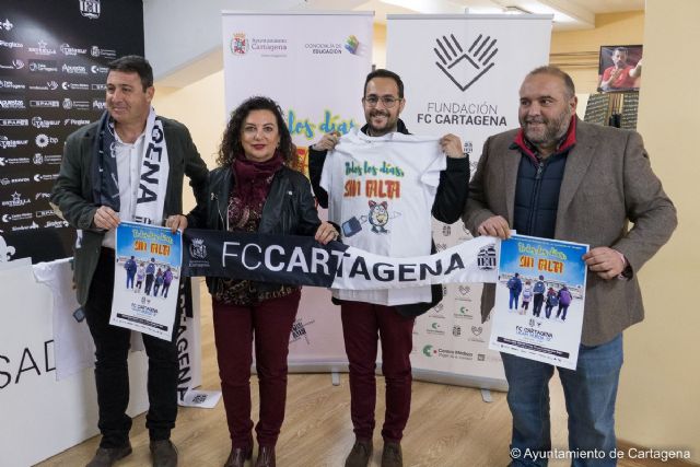 Los menores de 14 años entraran de manera gratuita al partido del domingo 28 en el Cartagonova - 1, Foto 1