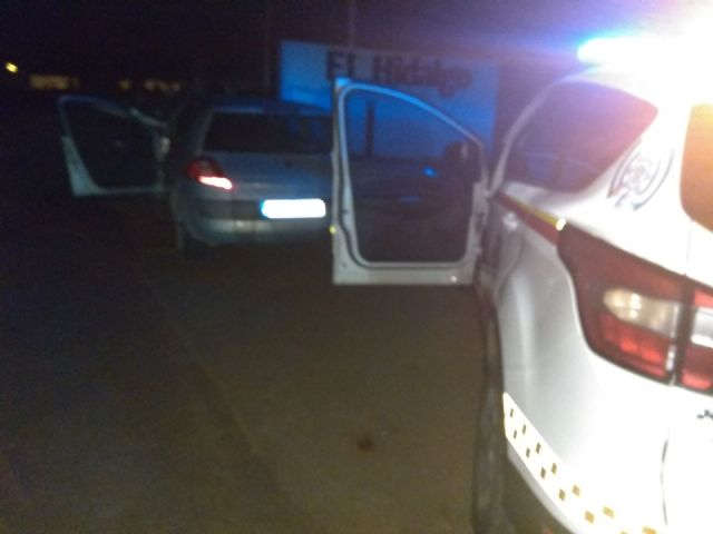 Un octogenario que se habia desorientado circulaba en direccion contraria por la via rapida de La Manga - 1, Foto 1