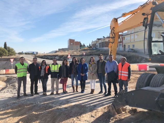 Fomento construye una rotonda en la carretera que une Bullas con La Copa para mejorar la seguridad vial de los conductores - 1, Foto 1