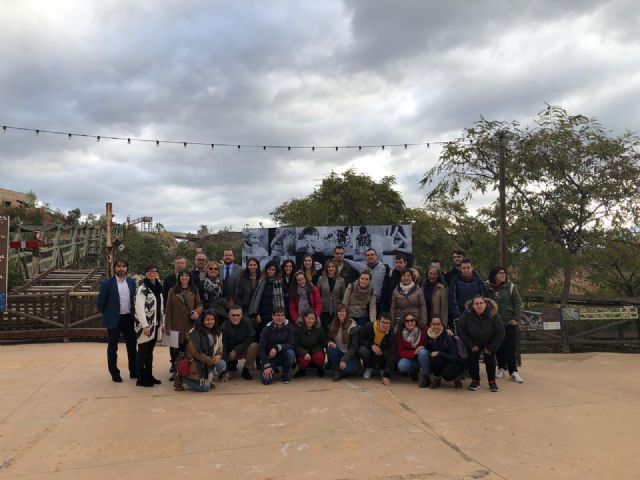 Terra Natura y el Ayuntamiento llevan a cabo el programa '12 meses contigo' en el que participarán diversas asociaciones - 1, Foto 1