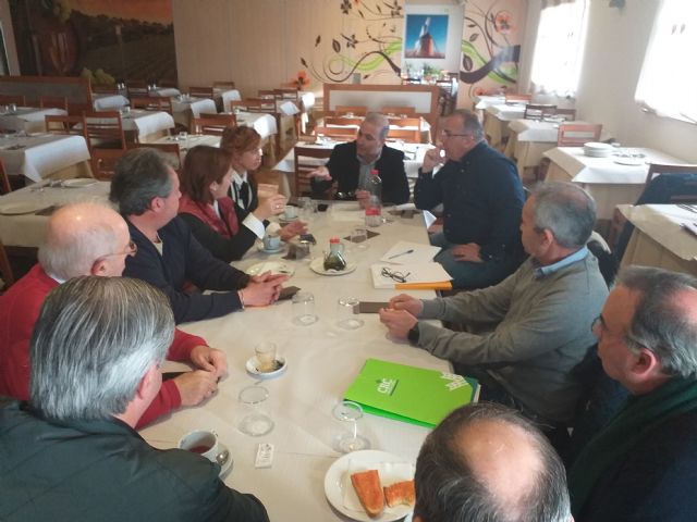 Los empresarios preparan movilizaciones y cortes de carreteras en Los Camachos - 1, Foto 1