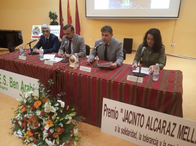 El IES. Ben Arabí de Cartagena entrega el XXII Premio Jacinto Alcaraz Mellado a la Asociación D´GENES - 3, Foto 3