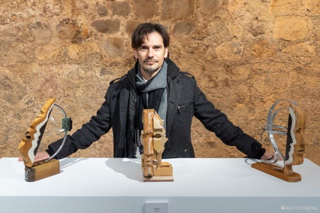 La sala cultural Muralla Carlos III alberga la exposición ´Soñar, caminar y crecer´ de Fernando Vicente Carreño - 1, Foto 1