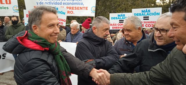 Fulgencio Gil: la decisión de políticos ignorantes va a provocar el hundimiento socioeconómico de nuestra comarca, no se puede jugar con el pan de la gente - 1, Foto 1