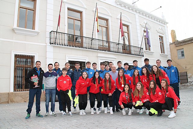 El alcalde recibe a las subcampeonas del CESA y a los campeones de la Copa de España de voleibol - 1, Foto 1