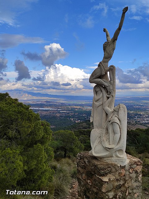 El PP pide declarar Bien de Interés Cultural (BIC) el conjunto escultórico del Vía Crucis de La Santa, Foto 2