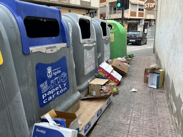 Vera: Es urgente que el Ejecutivo de Moreno ponga en marcha la limpieza y mantenimiento de los contenedores - 1, Foto 1