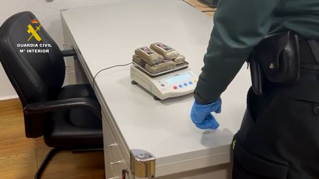 La Guardia Civil interviene en Murcia un transporte de hachís - 3, Foto 3