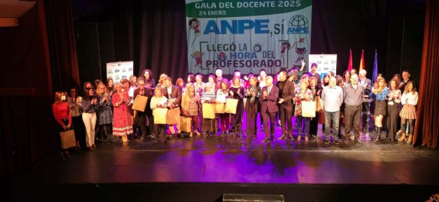 ANPE Murcia: homenaje a los compañeros que se han jubilado y a los nuevos funcionarios docentes - 1, Foto 1