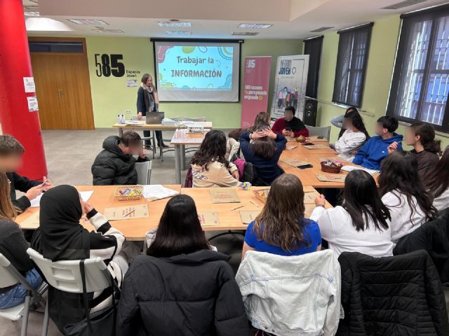 INFORMAJOVEN cierra 2025 reforzando su papel como referente juvenil en Murcia, con más de 2.300 consultas atendidas - 2, Foto 2