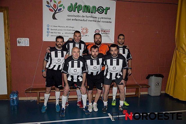 La polcía local de  participa en el torneo de futbol sala de afemnor - 1, Foto 1