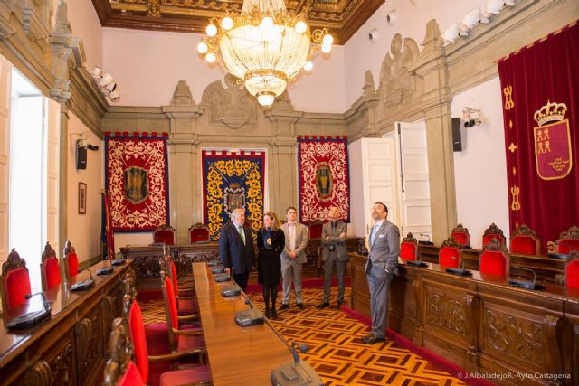 José López recibe a los cónsules de Suecia, Rumanía y Ecuador - 2, Foto 2