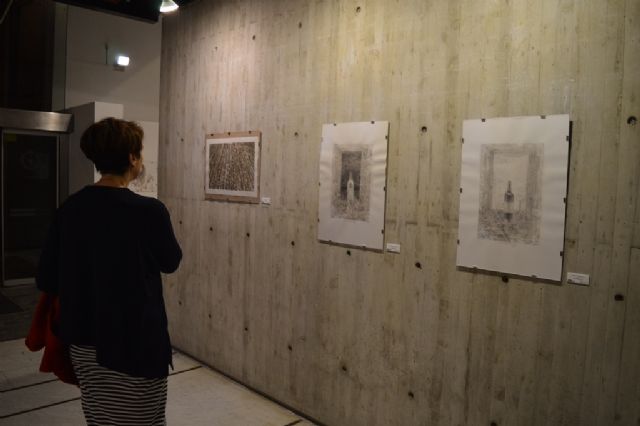 El Colegio de Arquitectos acoge una exposición de pintura realizada con vino - 3, Foto 3