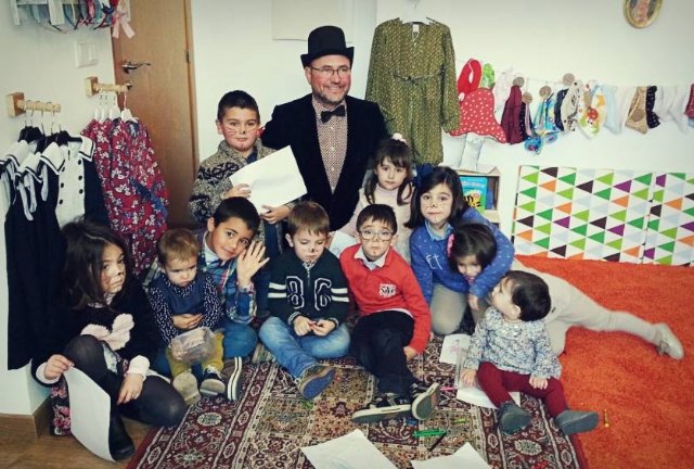 Éxito del primer cuenta-cuentos en polodelimón, a cargo de Pele, Foto 1