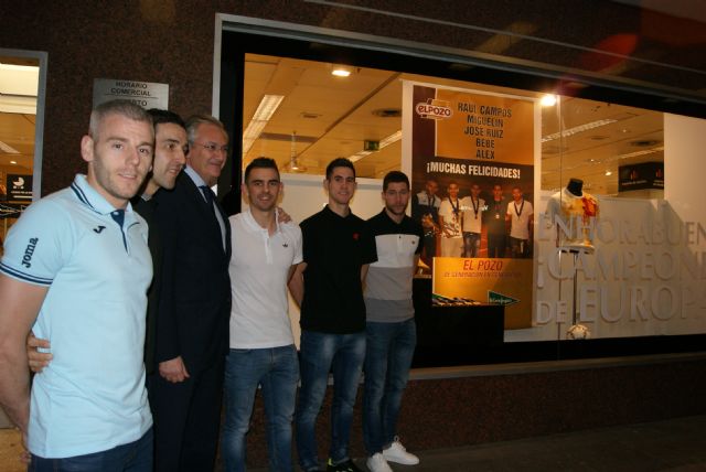 El Corte Inglés rinde Homenaje a los Campeones de Europa de ElPozo Murcia F.S. - 3, Foto 3