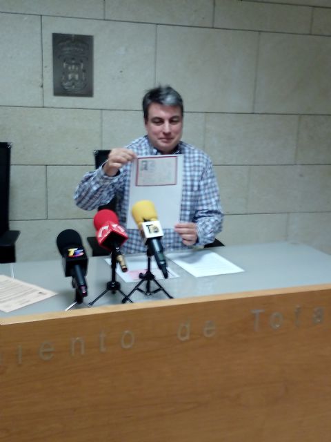 Aprobado por unanimidad la iniciativa del PP en el Pleno del ayuntamiento para que se devuelvan los documentos que se encuentran y retienen indebidamente por la Generalidad Catalana pertenecientes al archivo de Salamanca, Foto 6