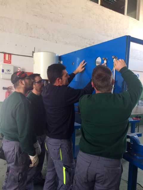 Un taller de fontanería y calefacción-climatización doméstica forma a 15 alumnos en Las Torres de Cotillas - 4, Foto 4