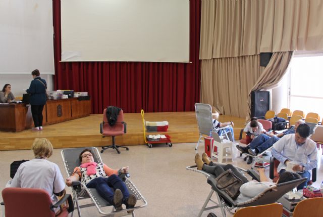 Más de 30 lumbrerenses participan en la convocatoria extraordinaria de donación de sangre en Puerto Lumbreras - 1, Foto 1