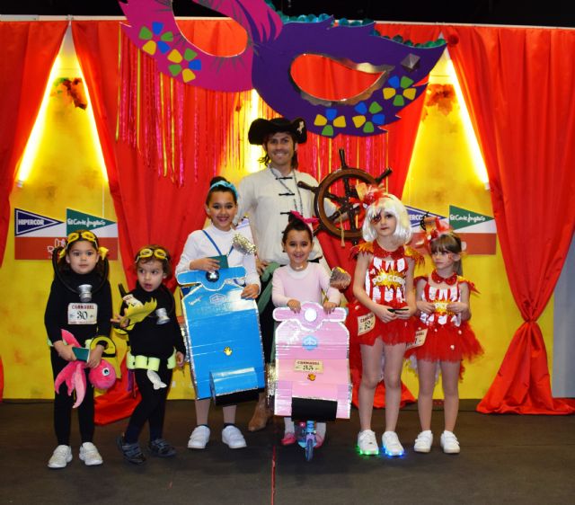 La alegría y la magia del Carnaval reúnen a más de 150 niños en el concurso de disfraces de El Corte Inglés El Tiro - 1, Foto 1