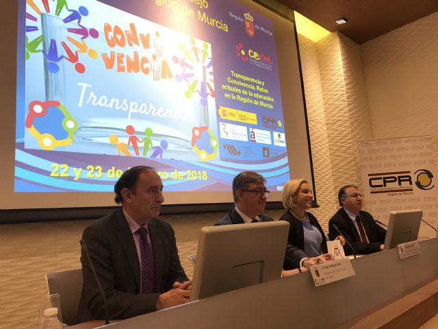 450 profesionales trabajan en la Comunidad para favorecer la convivencia en las aulas - 1, Foto 1