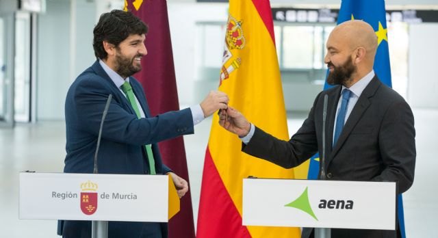 López Miras: Con el Aeropuerto Internacional, la Región de Murcia despega hacia el futuro - 3, Foto 3
