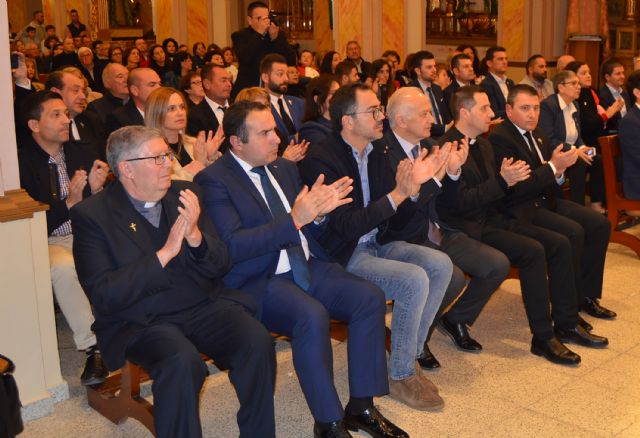 El Cristo Crucificado y el arcángel San Miguel, protagonistas del cartel de la Semana Santa 2020 - 2, Foto 2