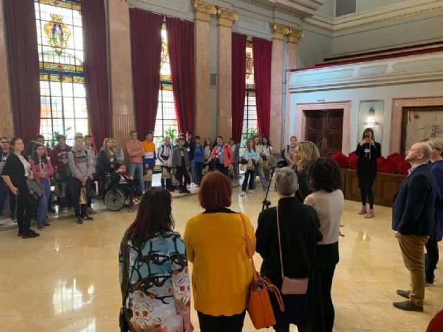 Alumnos de Dinamarca, Finlandia y República Checa visitan el Salón de Plenos gracias al proyecto Erasmus Plus - 2, Foto 2