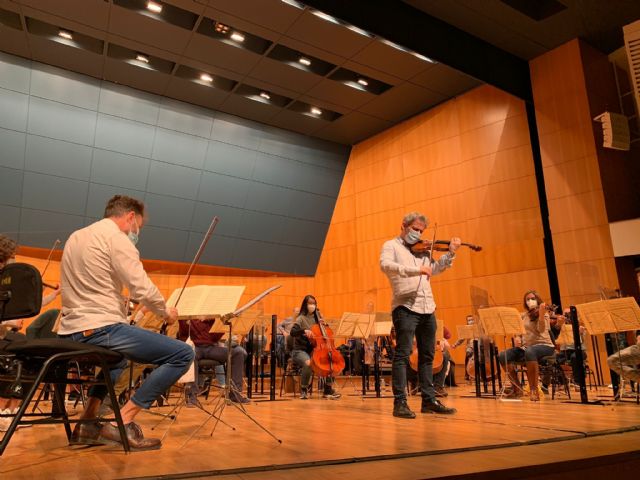 Doble cita del violinista y director David Grimal con la Orquesta Sinfónica de la Región en Murcia y Cartagena - 1, Foto 1