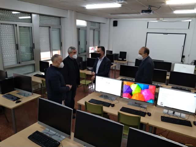 El IES Ramón y Cajal imparte el primer curso en la Región de audiodescripción y subtitulación de obras audiovisuales - 1, Foto 1