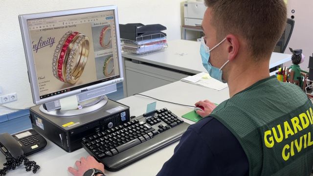 Tres detenidos por estafar casi 150.000 euros utilizando datos de opositores en todo el territorio nacional - 5, Foto 5