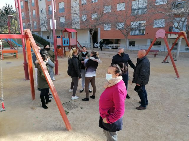 La falta de mantenimiento convierte al parque de la Verdad en una peligrosa zona de juegos - 3, Foto 3