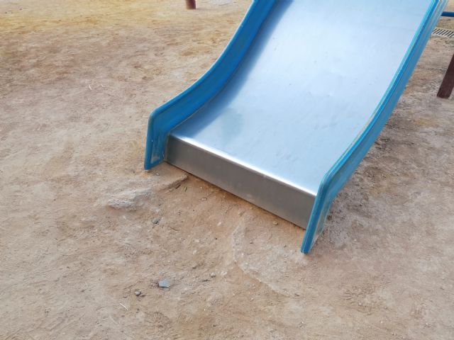 La falta de mantenimiento convierte al parque de la Verdad en una peligrosa zona de juegos - 5, Foto 5