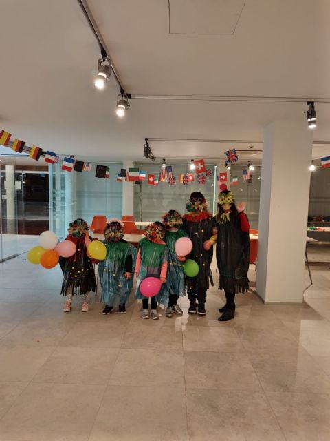 Los niños y las niñas del municipio de Mazarrón han podido disfrutar de su taller de máscaras de carnaval - 3, Foto 3