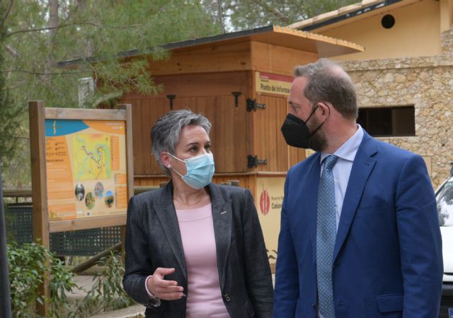 El Secretario de Estado de Turismo y el Delegado del Gobierno en la Región de Murcia visitaron ayer el Santuario de Ntra. Sra. de la Esperanza - 1, Foto 1