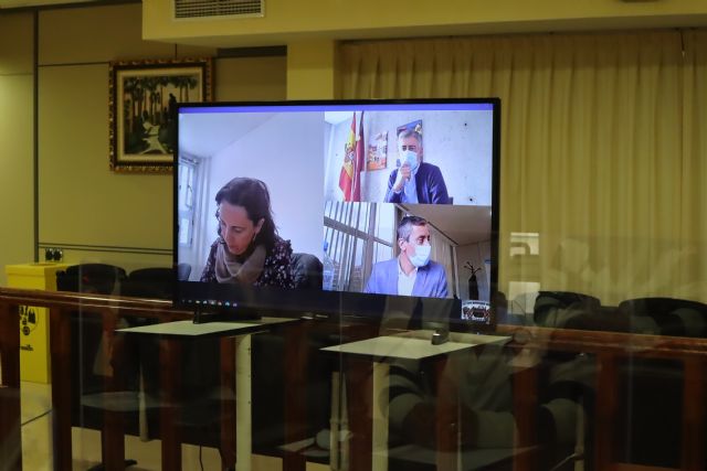 La alcaldesa y la edil de Educación abordan con la Dirección General las peticiones de los colegios Joaquín Tendero, Mediterráneo y Urci para la implantación de comedores escolares - 2, Foto 2