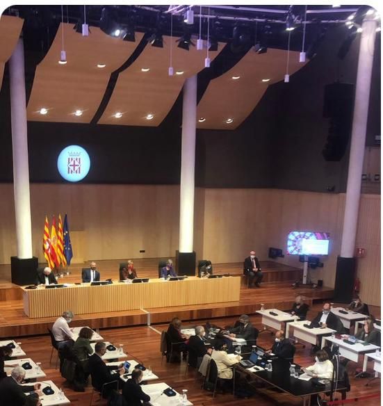 La Diputación de Barcelona aprueba por amplía mayoría la creación del defensor/a de las generaciones futuras - 2, Foto 2