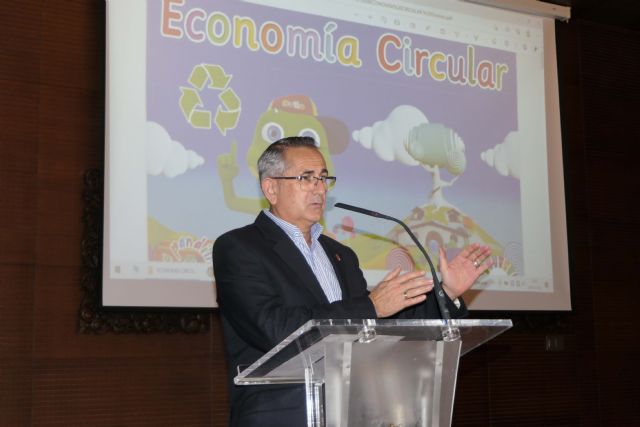 El cocodrilo Drilo enseñará a reciclar y reutilizar residuos a más de dos mil escolares de La Unión - 1, Foto 1