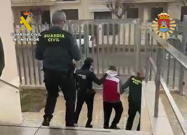 Detenidos in fraganti dos jóvenes mientras cometían un robo en una vivienda de Yecla - 5, Foto 5