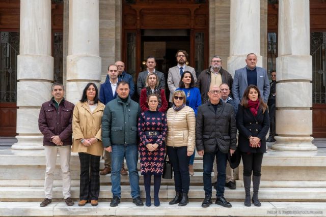 El Ayuntamiento de Cartagena se une al minuto de silencio en solidaridad con Ucrania - 1, Foto 1