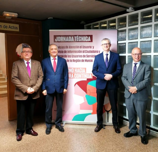 Unos 200 profesionales asisten a la jornada ´Un camino hacia la mejora continua´ en el hospital Morales Meseguer - 3, Foto 3