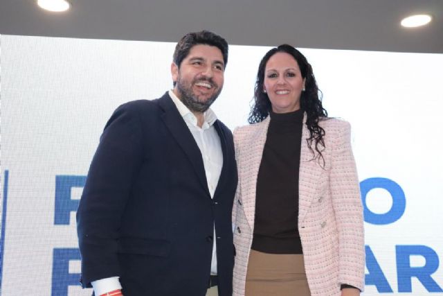 López Miras: Juana María Martínez ha demostrado ser una alcaldesa capaz, comprometida con los vecinos de Fuente Álamo y que se ha guiado por consensos - 1, Foto 1