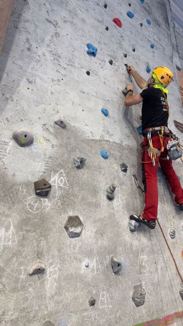 El rocódromo del pabellón deportivo Laura Gil de Santo Ángel reabre tras varios años cerrado - 1, Foto 1
