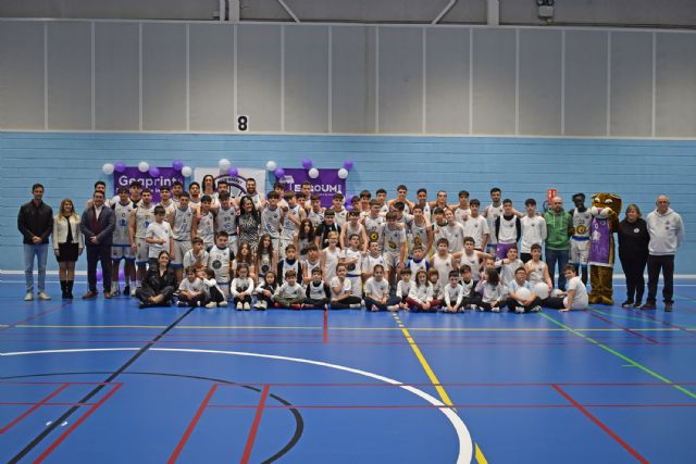 Puesta de largo oficial de los equipos 2024/25 del club Basket Las Torres - 1, Foto 1