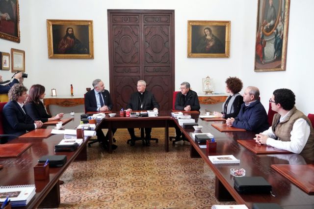 El Ayuntamiento colaborará en la restauración de las cornisas de la fachada de la Iglesia Parroquial de Santomera - 1, Foto 1